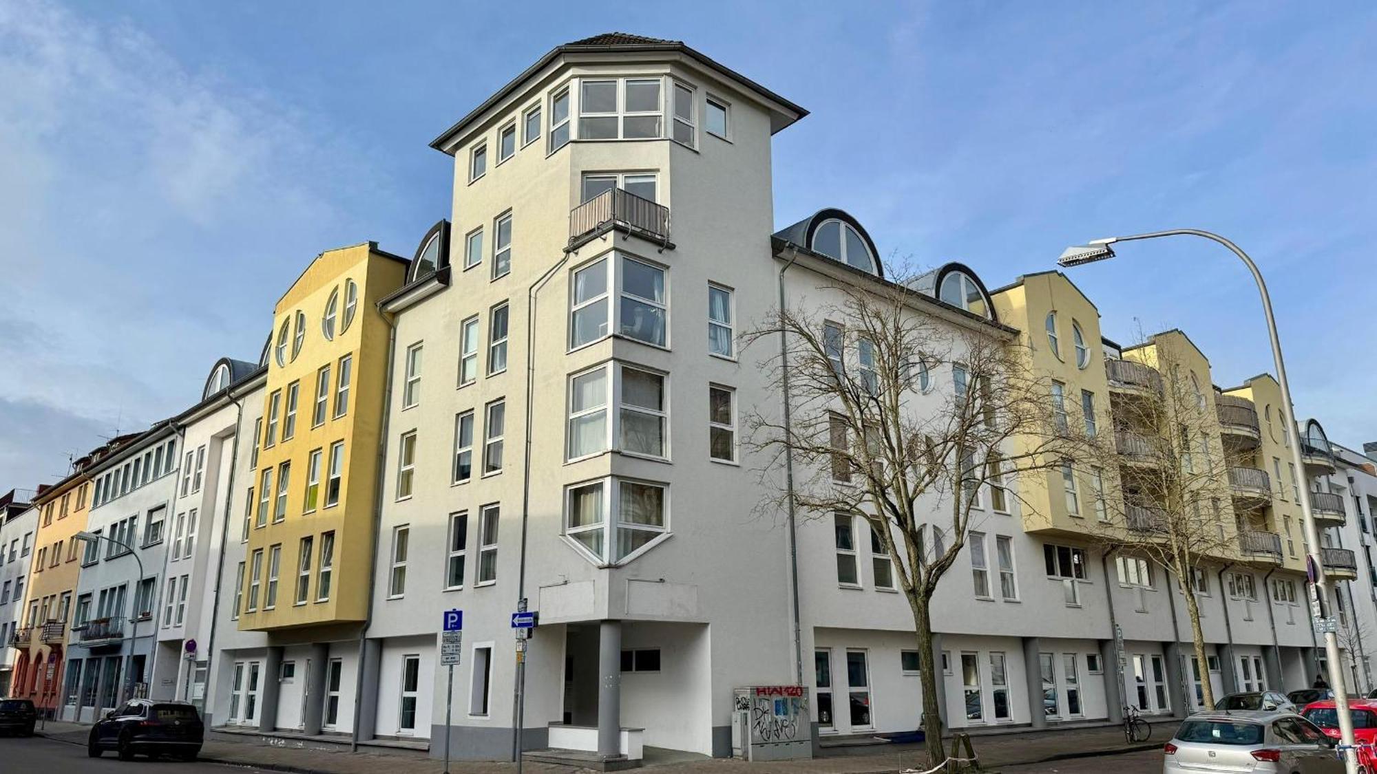 Zentrumnah Inklusive Parkplatz Jungle-Suite By Rentigo - Ruheoase Im Herzen Von Saarbruecken! Exterior photo